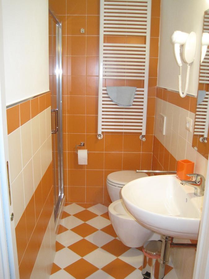 Bed And Breakfast Lo Scrigno Polinago Room photo