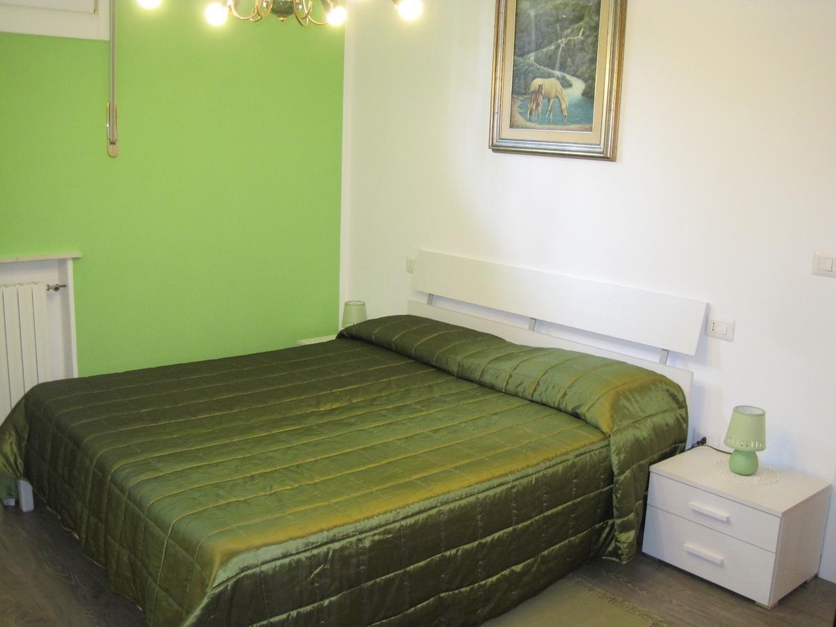 Bed And Breakfast Lo Scrigno Polinago Room photo